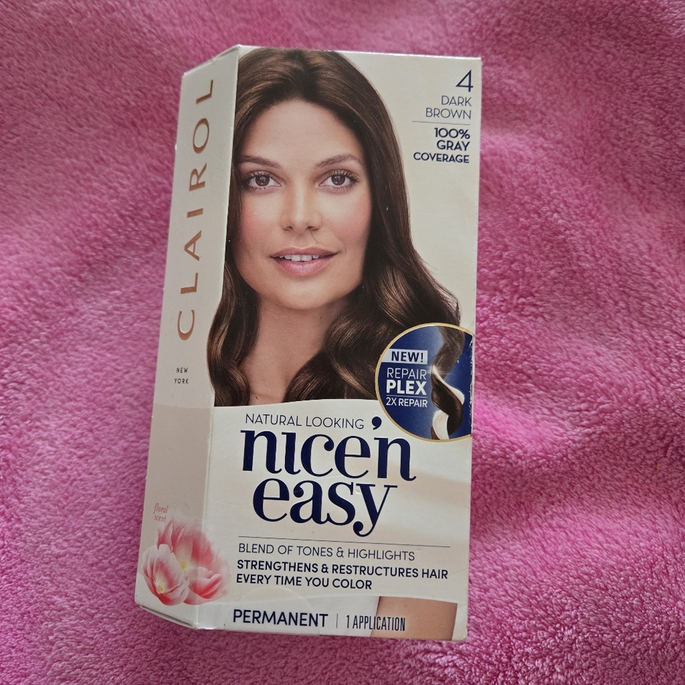 Clairol Nice'n Easy Dark Brown Hair Color